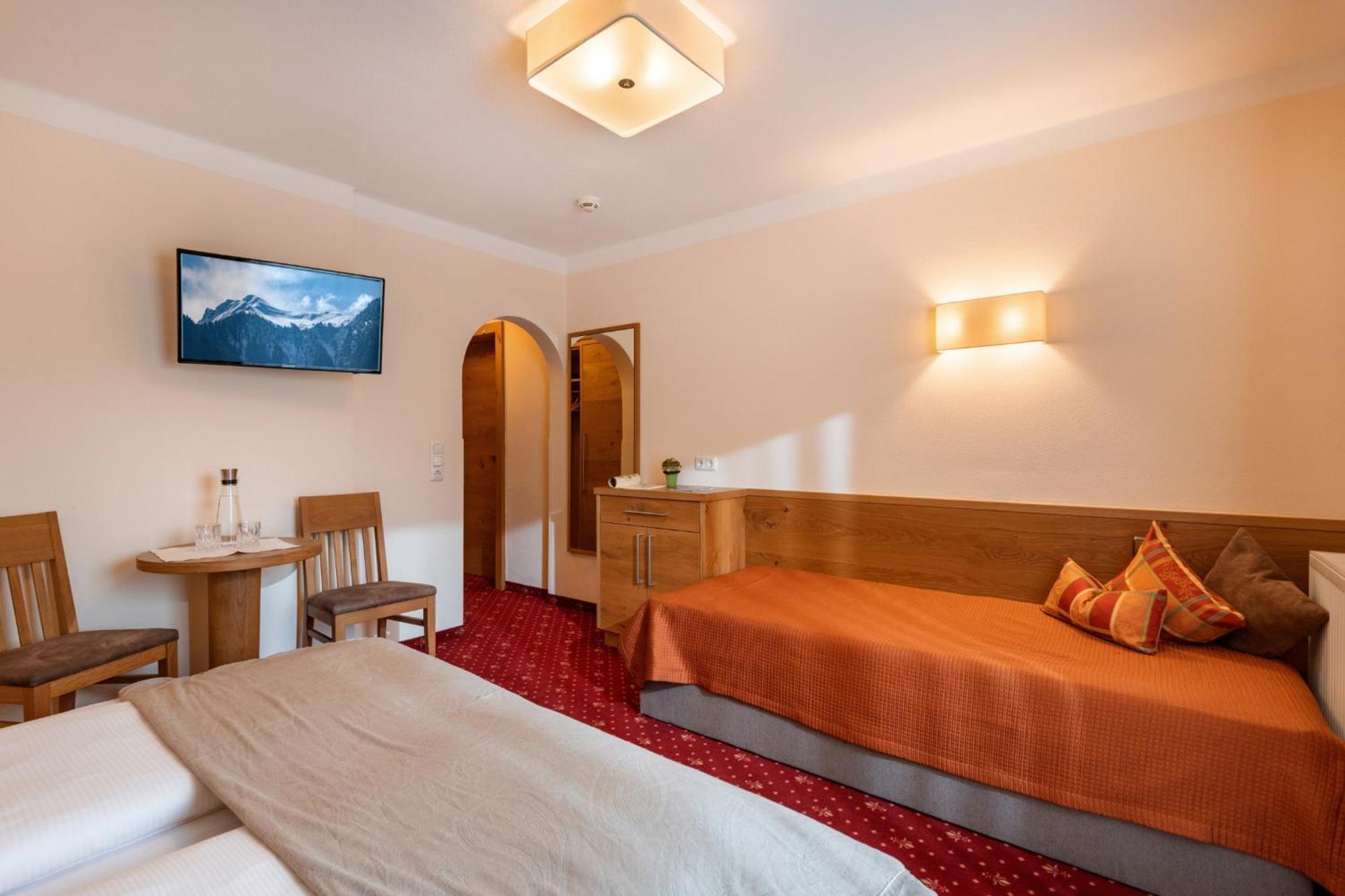 Hotel Garni Birkenhof マイヤーホーフェン エクステリア 写真