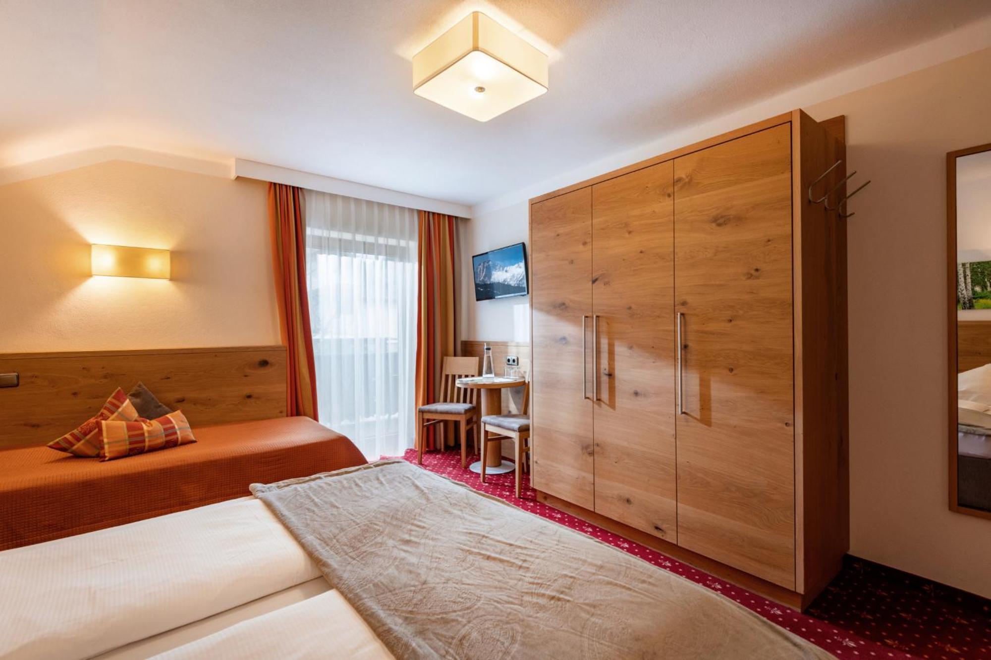 Hotel Garni Birkenhof マイヤーホーフェン エクステリア 写真