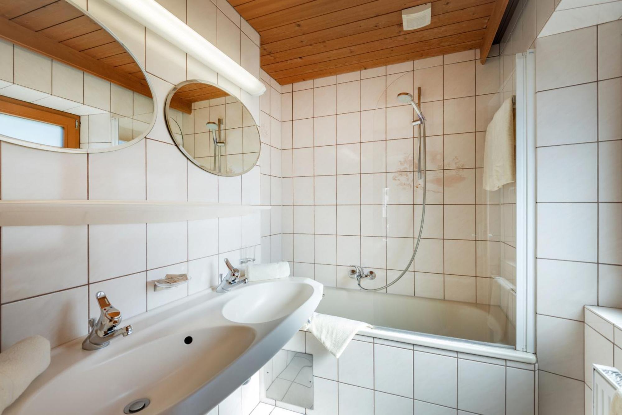 Hotel Garni Birkenhof マイヤーホーフェン エクステリア 写真